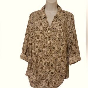 Croft & Barrow Long Sleeve Blouse, White,Gray, Black Print, Button up Front.